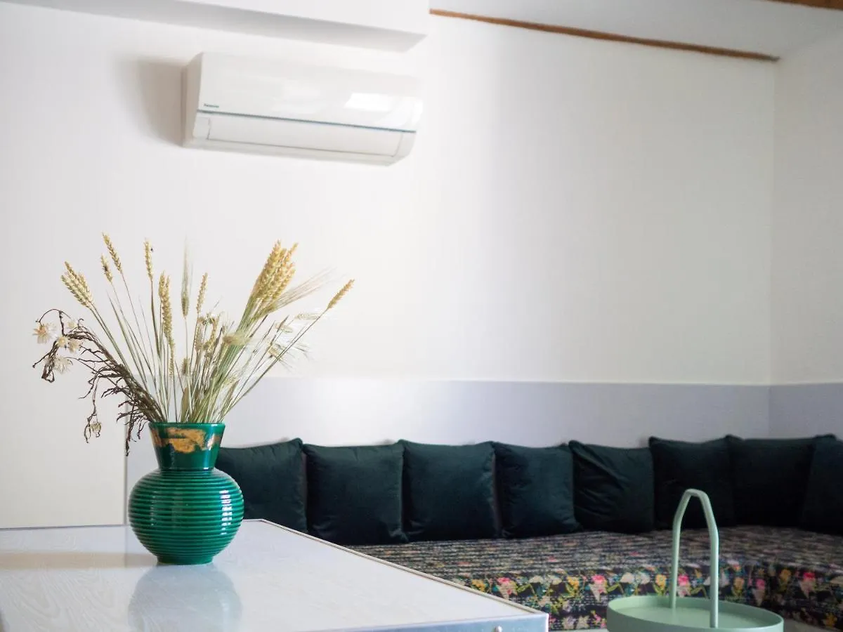 La Madeleine Arles Apartment France