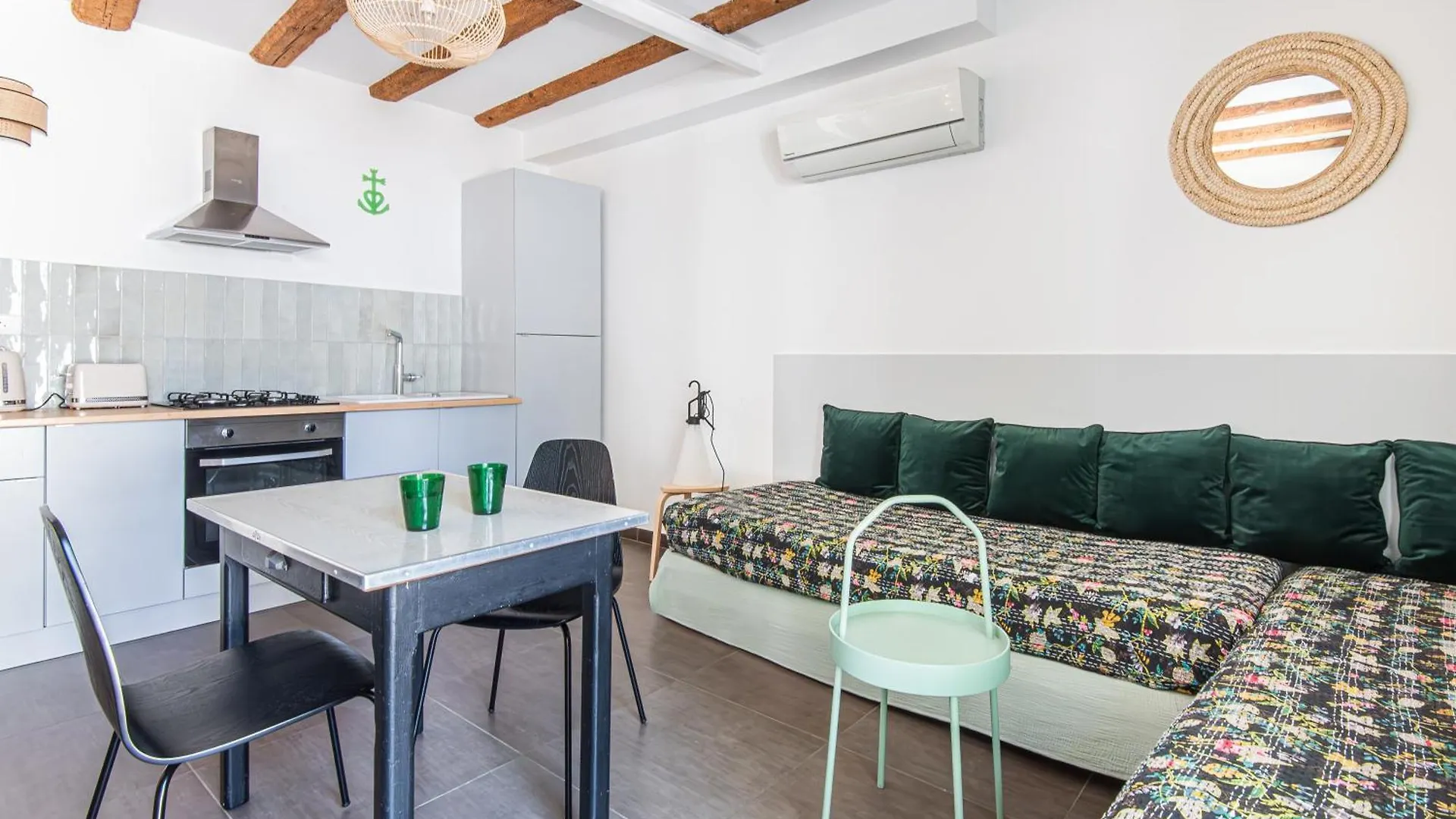 La Madeleine Arles Apartment